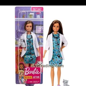 NIB1998 Barbie Pet Vet Doll with Accessories